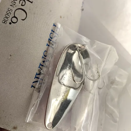 Blue Fox Aqua Spoon, 9g Rosso / Bianco / Nickel, Ondulante #12793