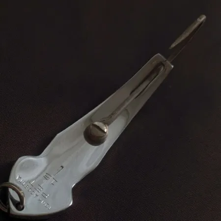 Tony Accetta Pet Spoon 15, 28g Nichel, Ondulante #23265