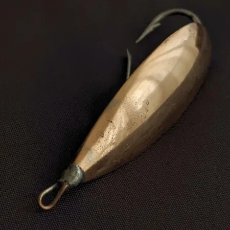 Johnson Silver Minnow Weedless, 9g, rame/argento, Spoon ondulante #23351