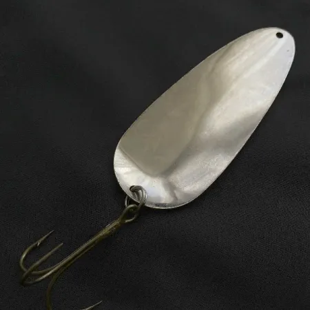 Lindy Gator, 45g, Nickel/Nero, Cucchiaino Ondulante #23585