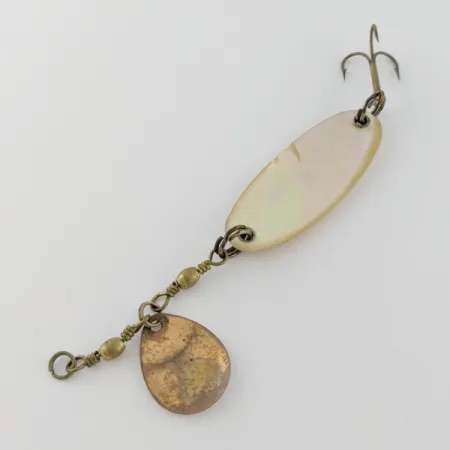 Pflueger Pearl Spoon, Madreperla 7g, Ondulante #24320