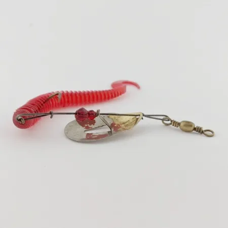 Pflueger June Bug №6, 7g nichel/rosso, esca spinning #24396