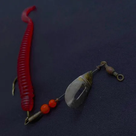 Pflueger June Bug №4 Spinner, Rosso/Nichel, 6 g, Offset Arm, #24501