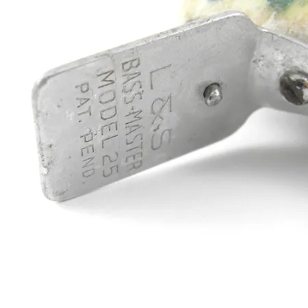 MirrOlure Bass-master model 25 Esca Snodata, Verde, 10g, Occhi Vetro, #1261