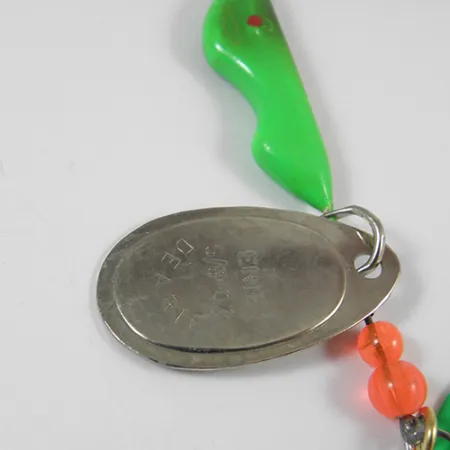 Erie Dearie Walleye Killer Spinnerbait, Nickel / Verde, 16g, Armatura a L, #2006