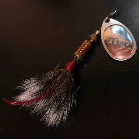 Mepps Aglia 3 dressed Cucchiaino, Argento, 7.3g, Coda scoiattolo, #4146