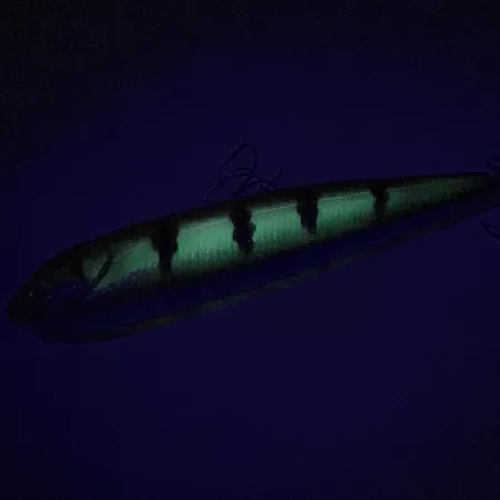 Bass Pro Shops XPS Slim Dog WTD, Peacock, 12g, Superficie, #7402