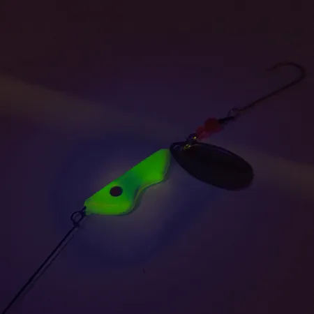 Erie Dearie Walleye Killer UV Spinner, Nichel / Giallo, 17g, UV, #8343